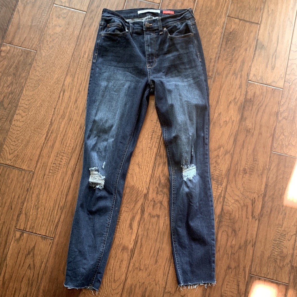 Celebrity pink Sz 5/27 dark denim skinny jeans